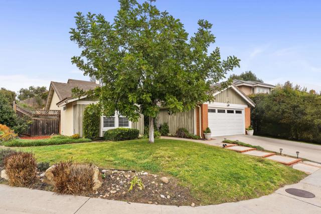 Detail Gallery Image 2 of 36 For 7756 Flanders Dr, San Diego,  CA 92126 - 3 Beds | 2 Baths