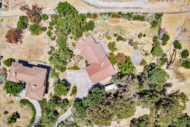 15231 Skyview Drive, San Jose CA: https://media.crmls.org/mediaz/7439a71f-69d2-44e9-bea1-9931fe2d83eb.jpg
