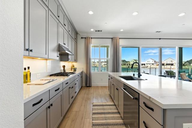 467 Halcyon Place, Bethel Island CA: https://media.crmls.org/mediaz/7439e28a-93d4-432e-916c-bad9da240533.jpg