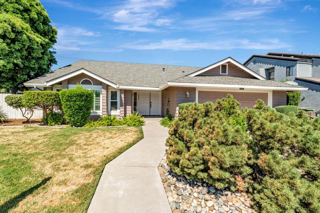 4025 Santa Maria Place