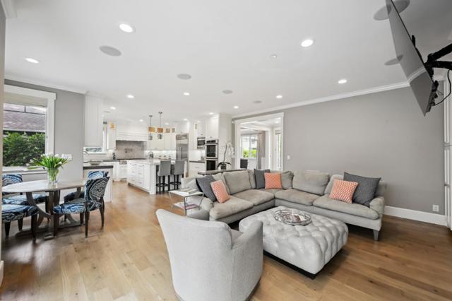 Image 9 of 33 For 318 Oakwood Boulevard