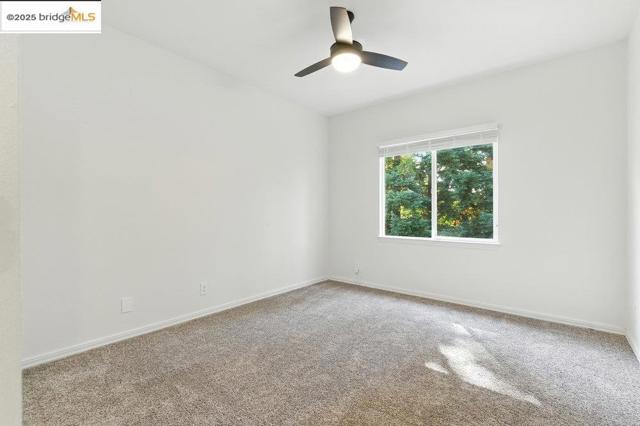 205 Dandelion Ln, San Ramon CA: https://media.crmls.org/mediaz/743a5df6-aee4-4bdd-b2bf-01fbb775d729.jpg