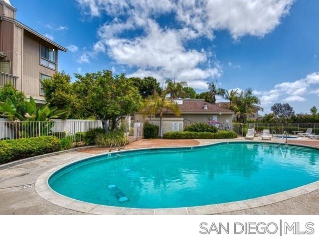 1366 Camino Lujan, San Diego CA: https://media.crmls.org/mediaz/743ae10d-b46f-451e-be7b-736e14789a20.jpg