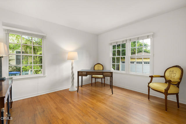 1750 E Villa Street, Pasadena CA: https://media.crmls.org/mediaz/743bf996-6c8e-4e37-ba79-665667b8bf66.jpg