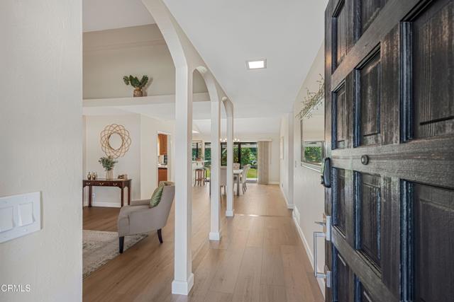 Detail Gallery Image 5 of 52 For 2246 Adrian St, Newbury Park,  CA 91320 - 3 Beds | 2 Baths