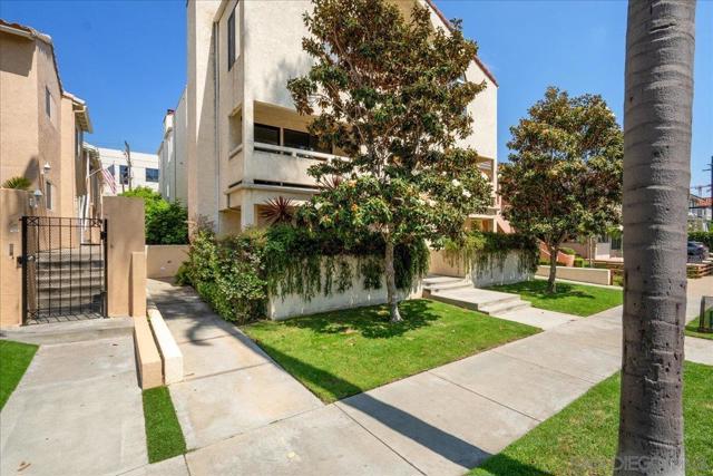 3629 3rd Ave, San Diego CA: https://media.crmls.org/mediaz/743c1d40-41e3-4838-98b1-852dc09c889b.jpg