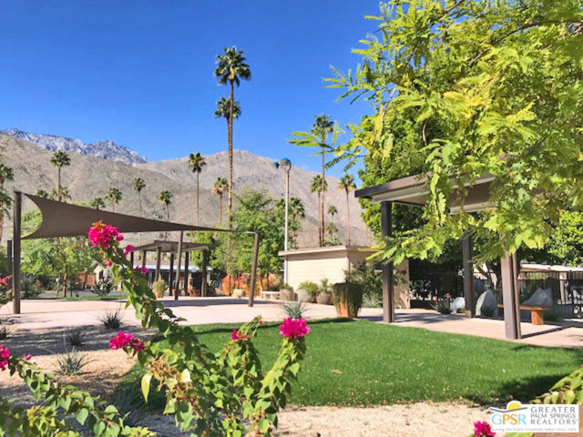 272 Araby Street, Palm Springs CA: https://media.crmls.org/mediaz/743d0a46-0b20-45dc-b9a4-f08bd1f89790.jpg