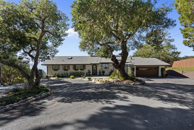 15 Mentone Road, Carmel CA: https://media.crmls.org/mediaz/743dd6a9-6a62-4483-99f3-a24ec79eea40.jpg