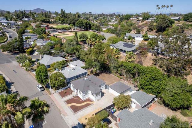 4361 Alamo Dr, San Diego CA: https://media.crmls.org/mediaz/743e418f-2e6d-40c8-839b-3e65df2360cd.jpg