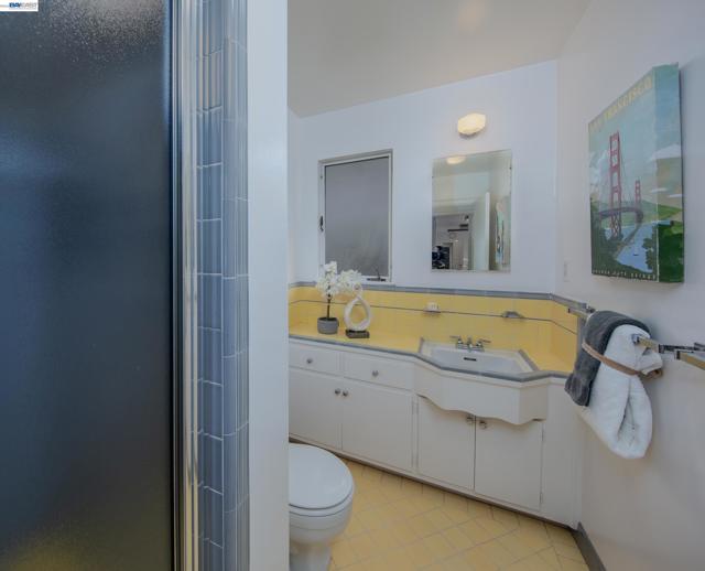 1785 Holly Ave, Menlo Park CA: https://media.crmls.org/mediaz/743e8207-3228-47e4-af79-7ddfad842337.jpg