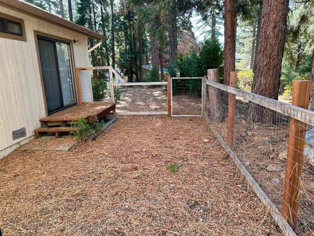 3209 Woodlake Drive, Lake Almanor CA: https://media.crmls.org/mediaz/743e85cf-908e-4f1b-bde6-ee43c18f941f.jpg