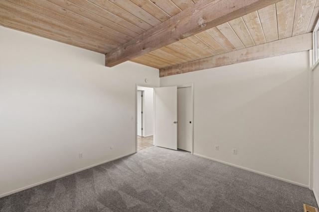 233 Vista Verde, Carmel Valley CA: https://media.crmls.org/mediaz/743ea409-9382-43d1-95b3-35dba102a165.jpg