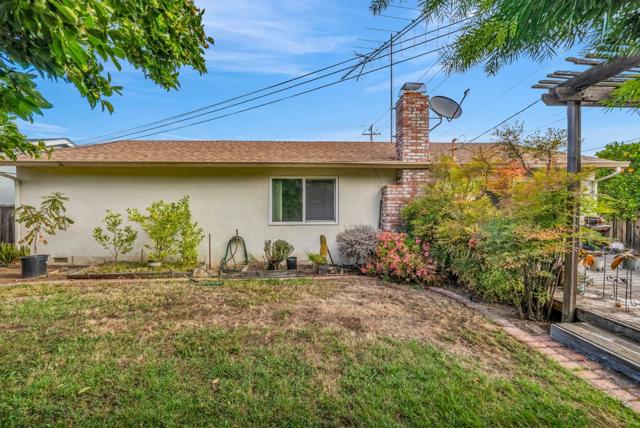 6482 Bollinger Road, San Jose CA: https://media.crmls.org/mediaz/743ed928-9438-4a36-9801-fd4d2a6922f6.jpg