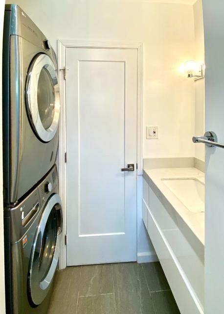 459 Flood Avenue, San Francisco CA: https://media.crmls.org/mediaz/744082c3-2b1b-49d7-87b6-ecd0305ad4bf.jpg