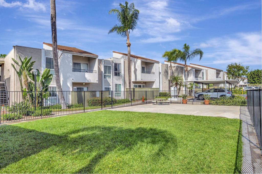 3571 Ruffin Road - photo 2