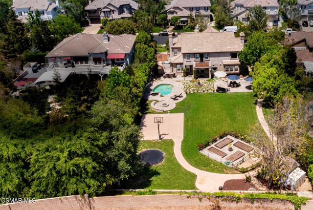 Image 22 of 23 For 68 Twisted Oak Drive