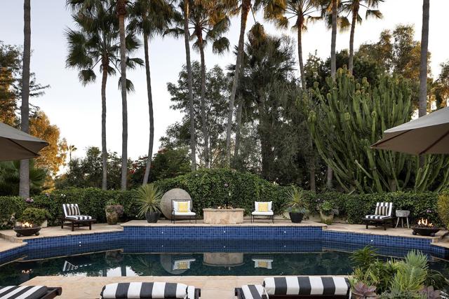 6977 Las Colinas, Rancho Santa Fe CA: https://media.crmls.org/mediaz/744335d9-fe86-45a4-bd1b-d84b3fde967d.jpg
