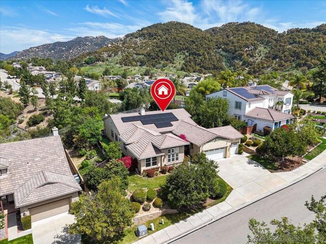 3180 Ridgeline Place, Escondido CA: https://media.crmls.org/mediaz/7443539f-5d38-4179-9061-9101a68436f4.jpg
