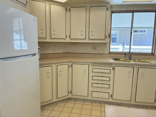 Detail Gallery Image 15 of 36 For 2130 Sunset Dr #99,  Vista,  CA 92081 - 2 Beds | 2 Baths