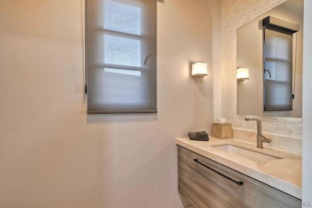 812 San Antonio Pl, San Diego CA: https://media.crmls.org/mediaz/74455156-e5d1-41ec-be3c-56a5ff005cc4.jpg