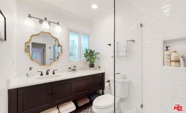 6111 Monero Drive, Rancho Palos Verdes CA: https://media.crmls.org/mediaz/7445597e-8558-4d2e-bd23-c4b985cc80ee.jpg
