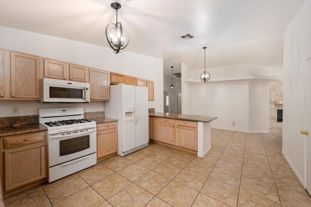 53215 Avenida Alvarado, La Quinta CA: https://media.crmls.org/mediaz/74462a69-6be1-4e1a-b4b1-bde486c2bd25.jpg