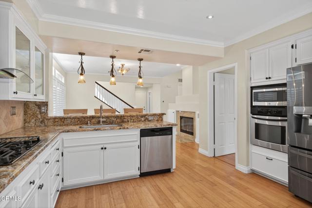 7748 Paso Robles Street, Ventura CA: https://media.crmls.org/mediaz/74465605-4311-45c1-b5d2-4ebf887f7194.jpg