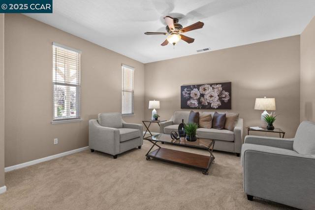 2762 St Andrews Dr, Brentwood CA: https://media.crmls.org/mediaz/74480be5-9854-42bf-87a5-89a57bd13f1a.jpg