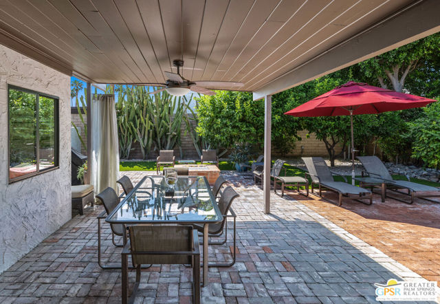 1347 Primavera Drive, Palm Springs CA: https://media.crmls.org/mediaz/74488aab-a31c-492f-8af9-e3b0264d552d.jpg