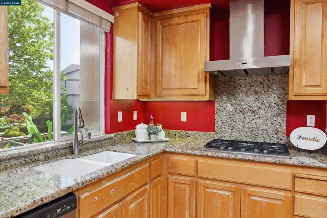 2073 Watermill Rd, San Ramon CA: https://media.crmls.org/mediaz/7448fe9e-dea3-4736-96df-83a5ab6af37e.jpg