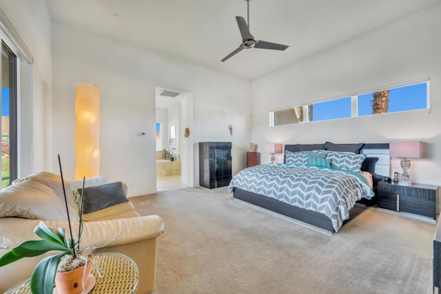 13 Via Montagna, Rancho Mirage CA: https://media.crmls.org/mediaz/7449dd5c-bb99-4b85-b4b9-57467c5fb2ff.jpg