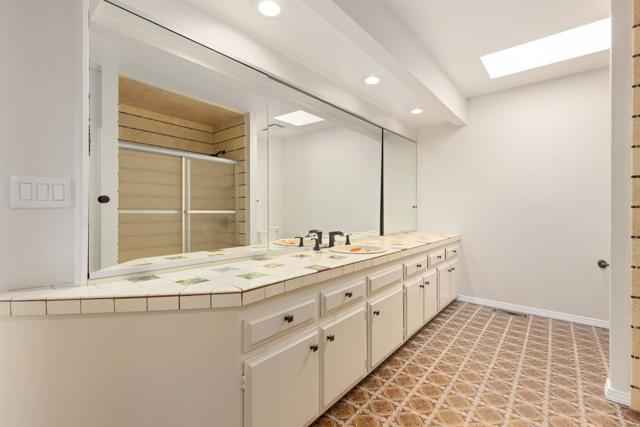 Detail Gallery Image 49 of 61 For 1520 via Rancho Pkwy, Escondido,  CA 92029 - 3 Beds | 3 Baths