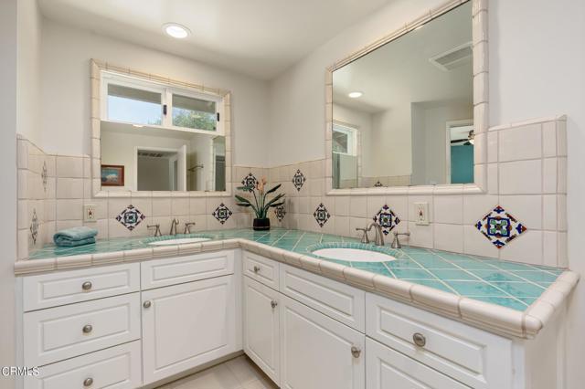 Detail Gallery Image 32 of 51 For 5205 Lubao Ave, Woodland Hills,  CA 91364 - 3 Beds | 2/1 Baths