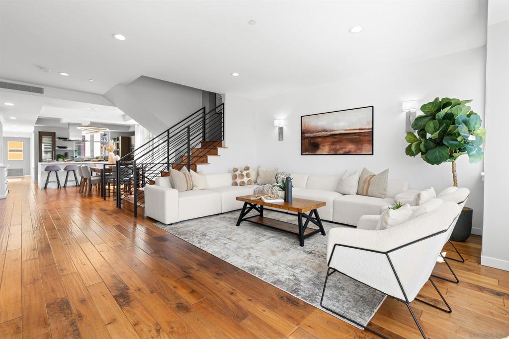 215 2nd St - photo 11