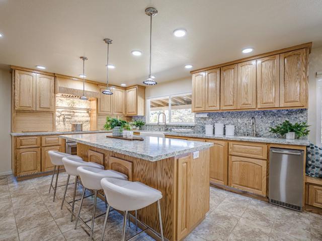 20150 Tarawild Court, Prunedale CA: https://media.crmls.org/mediaz/744ce83f-1075-4957-8ca5-1afe6361170b.jpg