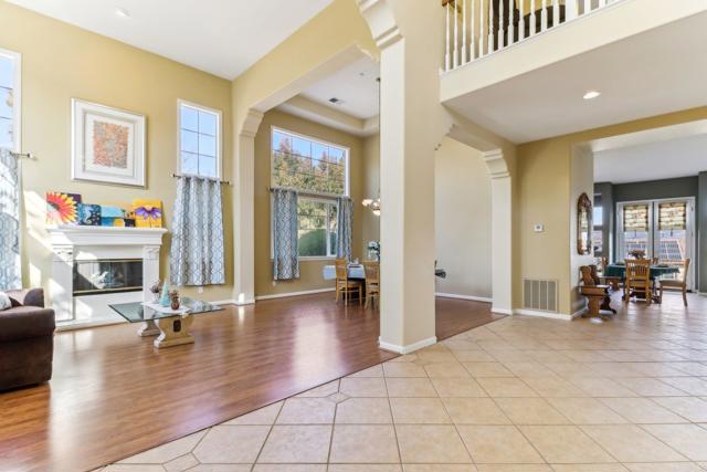 Image 5 of 74 For 2715 Glenview Way