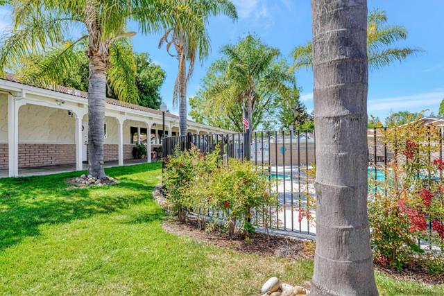 125 N Mary Avenue, Sunnyvale CA: https://media.crmls.org/mediaz/744e388c-4aca-488c-8a6f-9b5eddf6f023.jpg