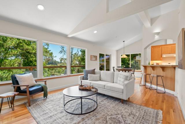 562 Cuesta Drive, Aptos CA: https://media.crmls.org/mediaz/744ff387-8c5b-406c-8633-98e40672e6af.jpg