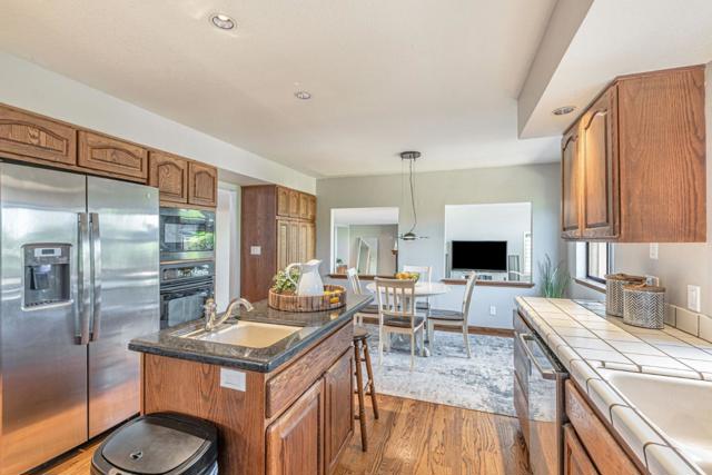 1881 Grand Teton Drive, Milpitas CA: https://media.crmls.org/mediaz/7450031e-8ce3-437d-85a5-ee5c88d270d3.jpg