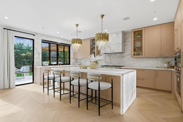 265 Coleridge Avenue, Palo Alto CA: https://media.crmls.org/mediaz/74502866-70d0-46d7-ac14-7b5d333008e1.jpg