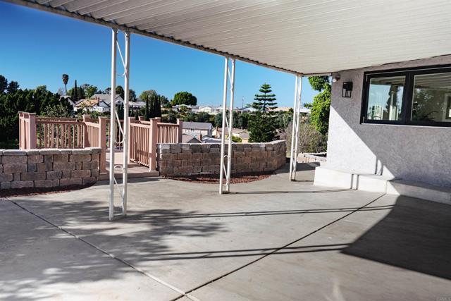 Detail Gallery Image 15 of 23 For 2560 Aaron Ct, San Diego,  CA 92105 - 3 Beds | 2/1 Baths