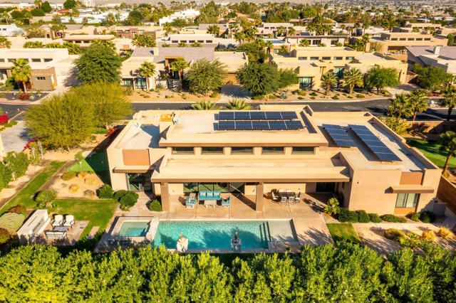 15 Via Montagna, Rancho Mirage CA: https://media.crmls.org/mediaz/7451a277-9255-4d66-bf09-043b8b360581.jpg