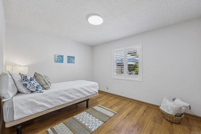 Detail Gallery Image 25 of 38 For 3925 Linmar Ln, Carlsbad,  CA 92008 - 3 Beds | 2 Baths