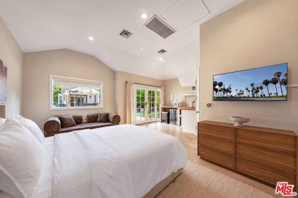 MLS #26861229 image #20