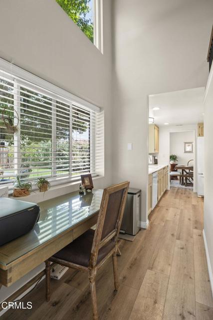 3051 Ketch Place, Oxnard CA: https://media.crmls.org/mediaz/74520304-0d27-43e1-85d6-4d1e4b9b7fb9.jpg