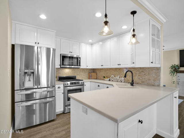 1938 Stow Street, Simi Valley CA: https://media.crmls.org/mediaz/7452c04e-70ea-4b8c-8ca6-c6bd42a4e323.jpg