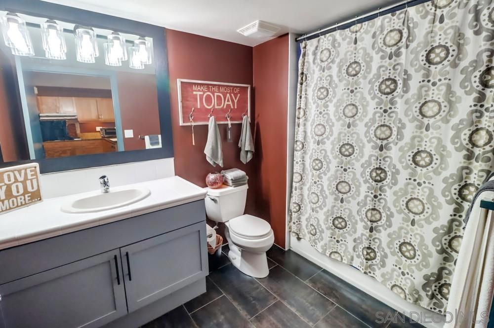 MLS #250036979SD image #23