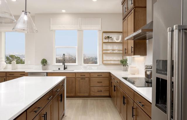 2512 Sage Street, San Mateo CA: https://media.crmls.org/mediaz/7454a538-2686-43bb-840e-53517cdf63c7.jpg