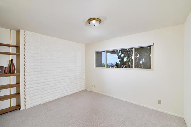 Detail Gallery Image 33 of 66 For 3190 Falcon Dr, Carlsbad,  CA 92008 - 5 Beds | 3 Baths