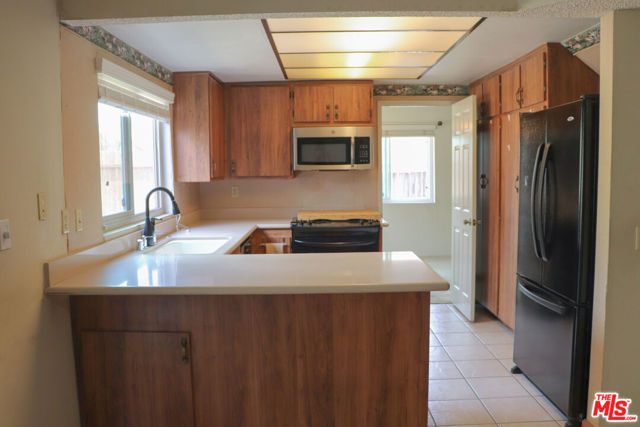 2459 Kimberly Avenue photo 8